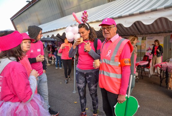 OCTOBRE ROSE : Blénod voit la vie en rose !