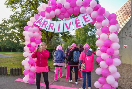 OCTOBRE ROSE : Blénod voit la vie en rose !