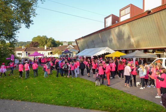 OCTOBRE ROSE : Blénod voit la vie en rose !