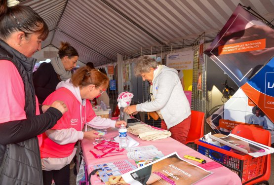 OCTOBRE ROSE : Blénod voit la vie en rose !