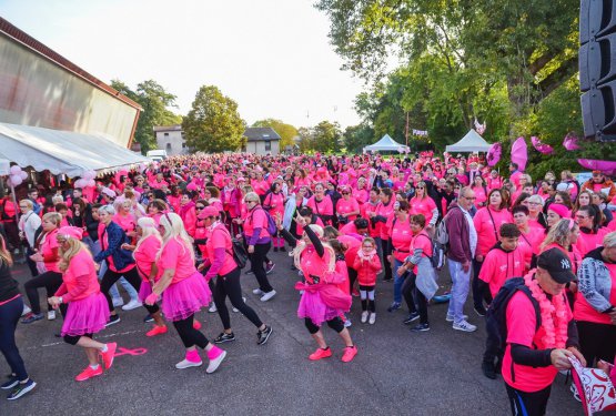 OCTOBRE ROSE : Blénod voit la vie en rose !