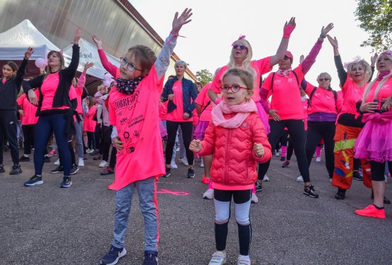 OCTOBRE ROSE : Blénod voit la vie en rose !