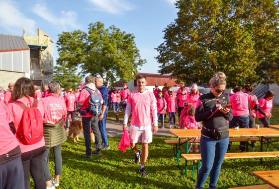 OCTOBRE ROSE : Blénod voit la vie en rose !