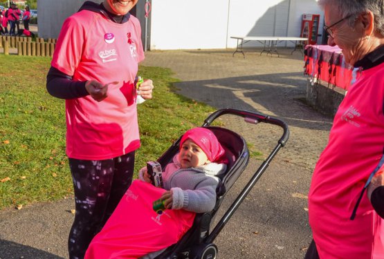 OCTOBRE ROSE : Blénod voit la vie en rose !