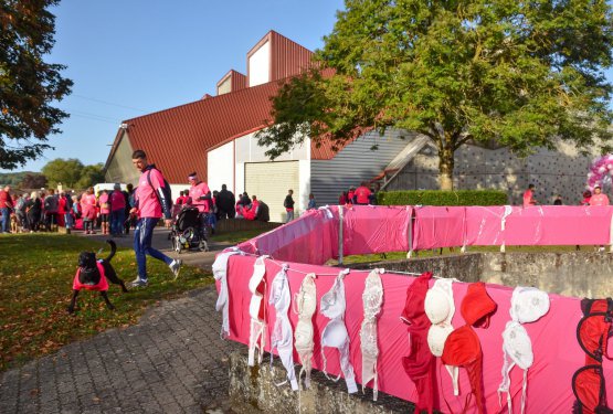 OCTOBRE ROSE : Blénod voit la vie en rose !