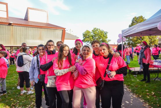 OCTOBRE ROSE : Blénod voit la vie en rose !