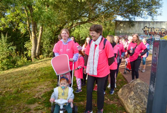 OCTOBRE ROSE : Blénod voit la vie en rose !