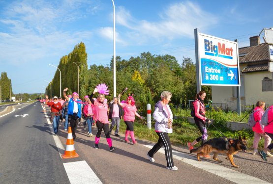 OCTOBRE ROSE : Blénod voit la vie en rose !