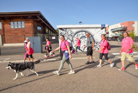 OCTOBRE ROSE : Blénod voit la vie en rose !