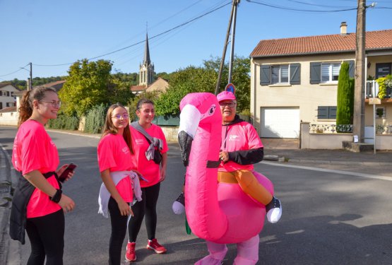 OCTOBRE ROSE : Blénod voit la vie en rose !