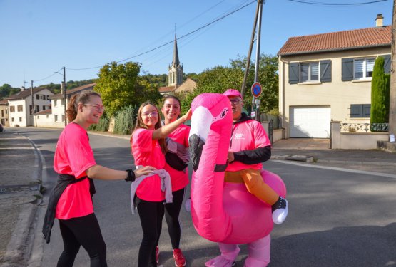 OCTOBRE ROSE : Blénod voit la vie en rose !