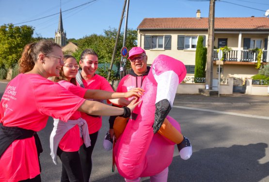 OCTOBRE ROSE : Blénod voit la vie en rose !