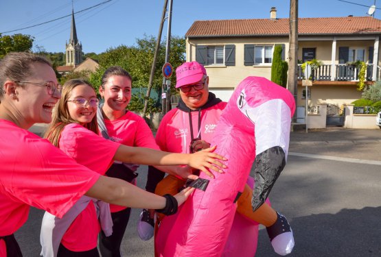 OCTOBRE ROSE : Blénod voit la vie en rose !