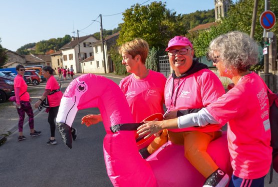 OCTOBRE ROSE : Blénod voit la vie en rose !