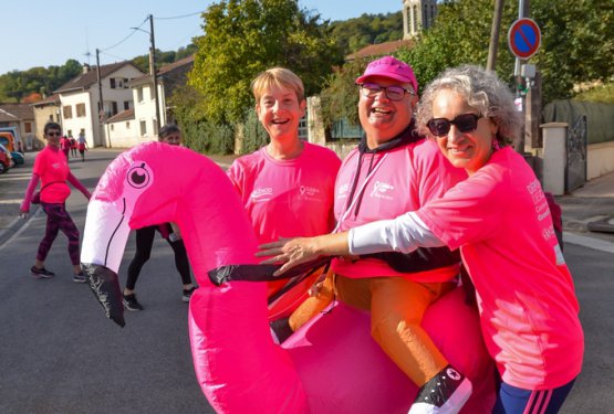 OCTOBRE ROSE : Blénod voit la vie en rose !