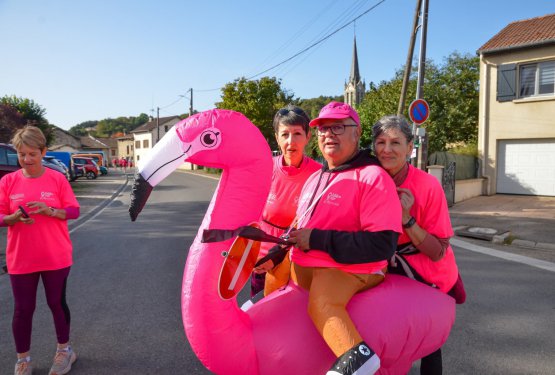 OCTOBRE ROSE : Blénod voit la vie en rose !