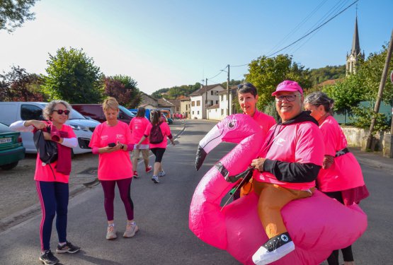 OCTOBRE ROSE : Blénod voit la vie en rose !