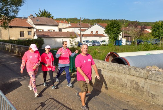 OCTOBRE ROSE : Blénod voit la vie en rose !