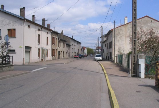 La rue du Saule teste le sens unique !