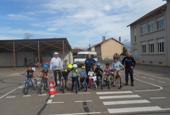 Savoir Rouler à Vélo pour les 6-11 ans avec COB Cyclotourisme