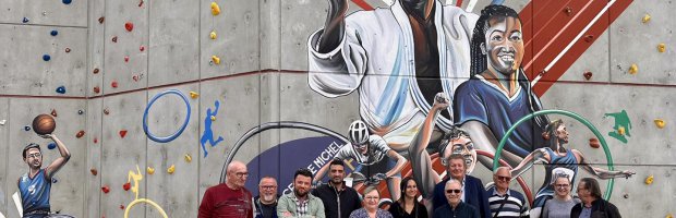 Inauguration de la fresque sportive et du mur d'escalade
