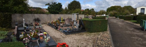 Végétalisation des allées et rénovation des chapelles au cimetière